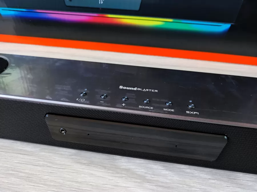 Creative Sound Blaster Katana V2X Buttons