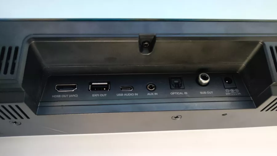 Creative-Sound-Blaster-Katana-V2-recenzia_01-scaled