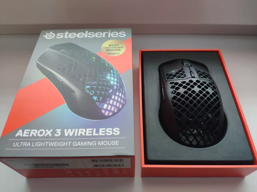 SteelSeries-Aeros-3-Wireless_04-scaled