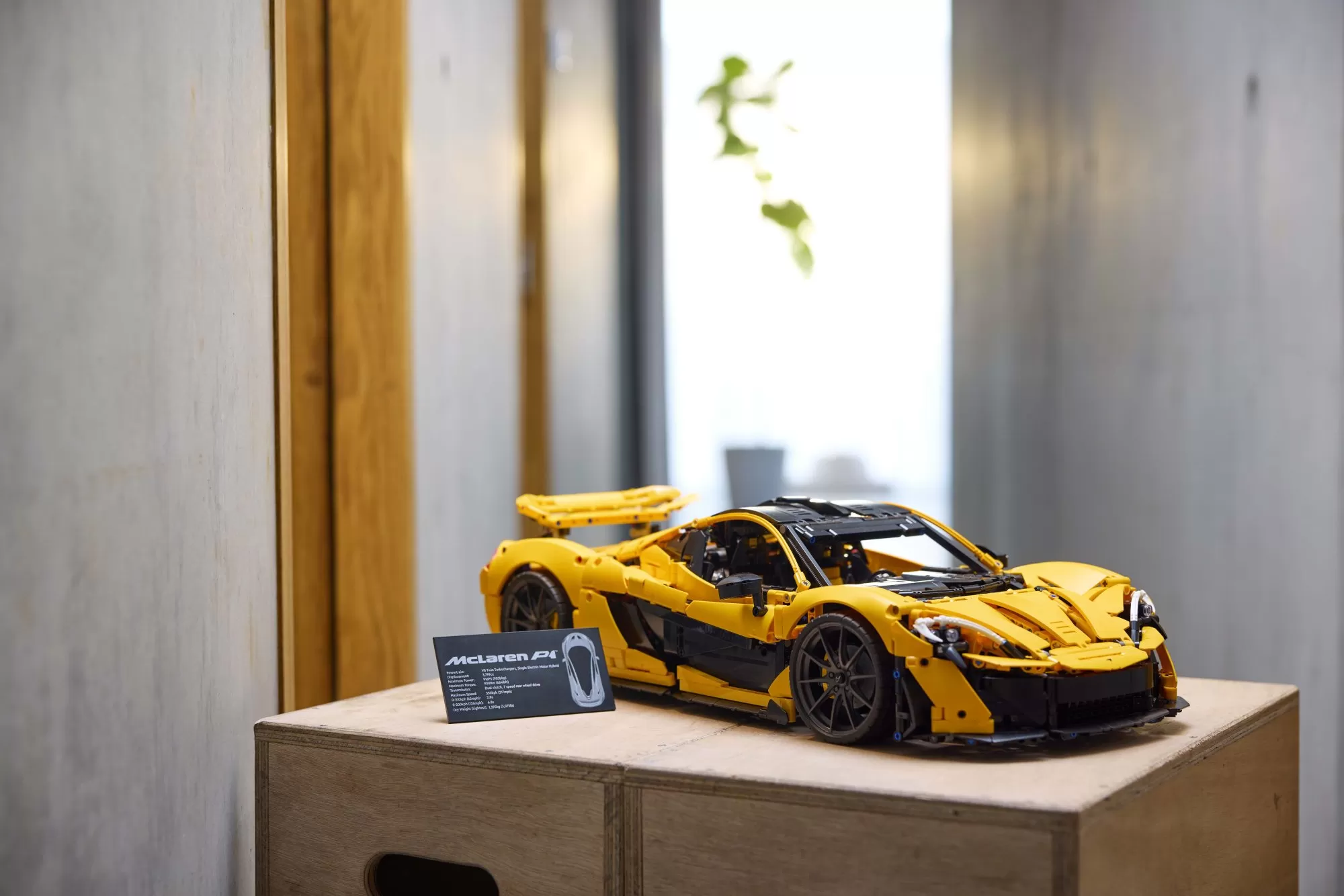 LEGO® Technic McLaren P1™ (42172)