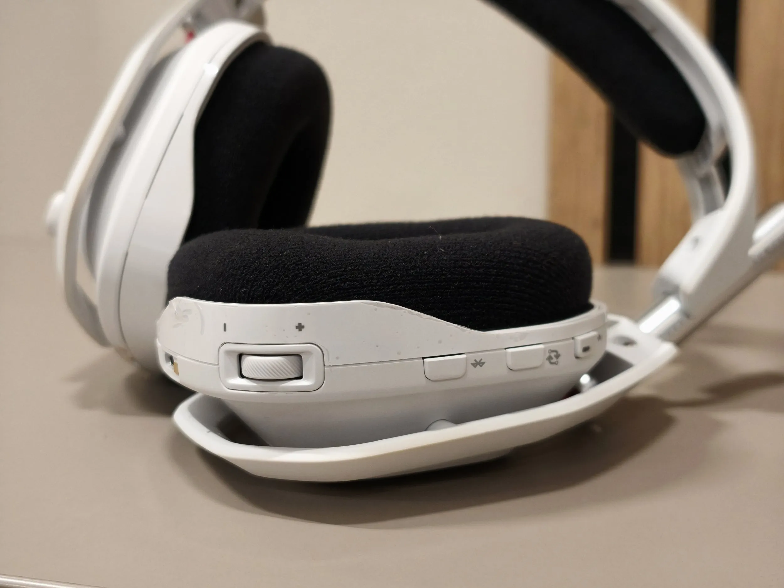 Logitech Astro A50 LIGHTSPEED 11