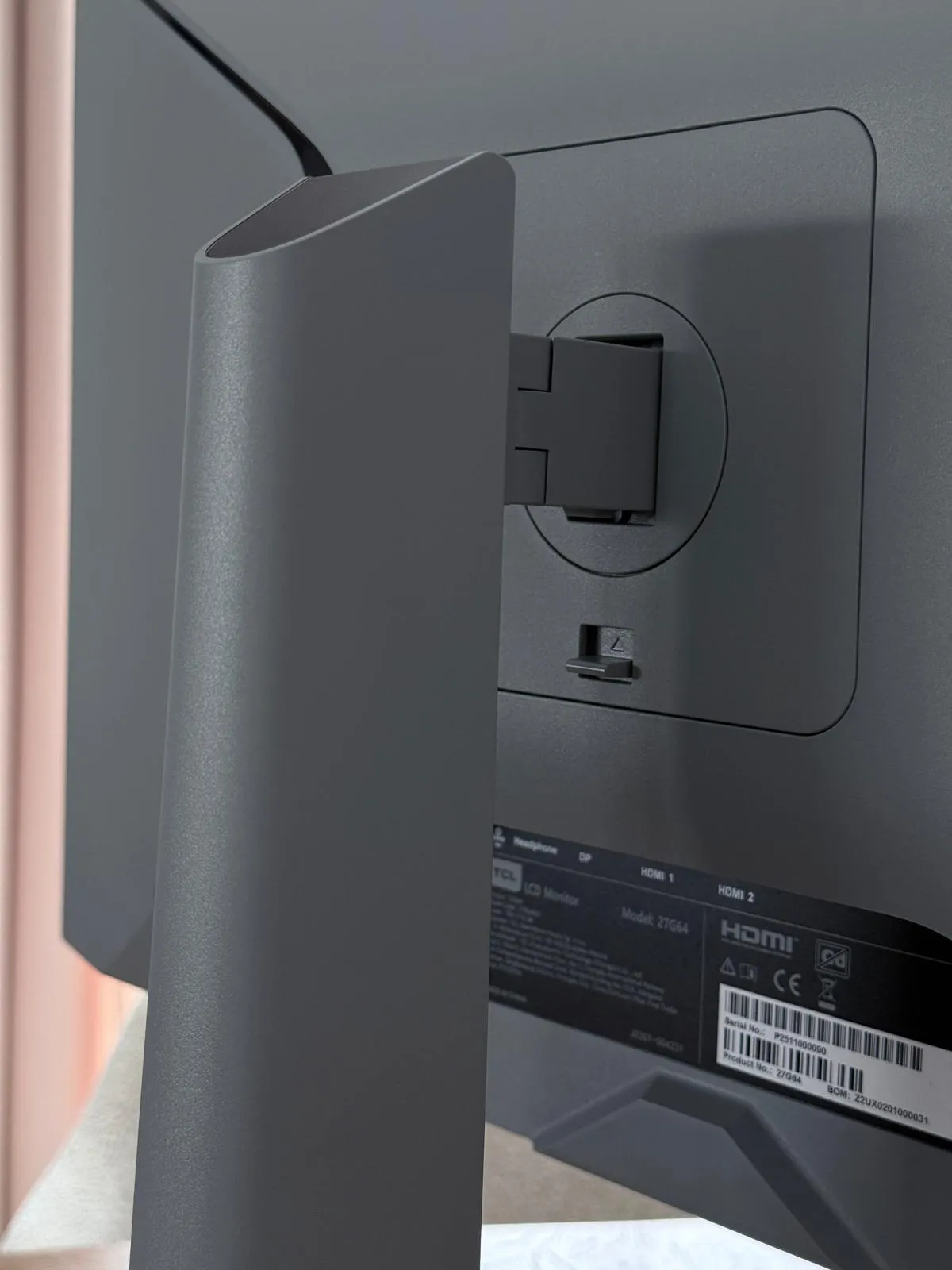 TCL 27G64 recenzia foto 5