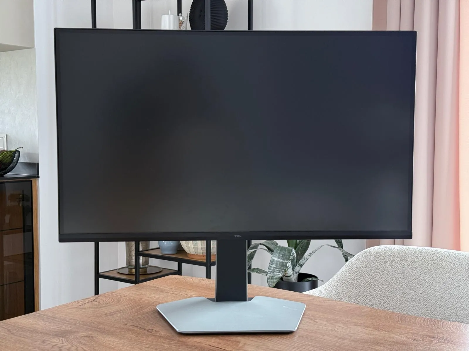 TCL 27G64 recenzia foto 6