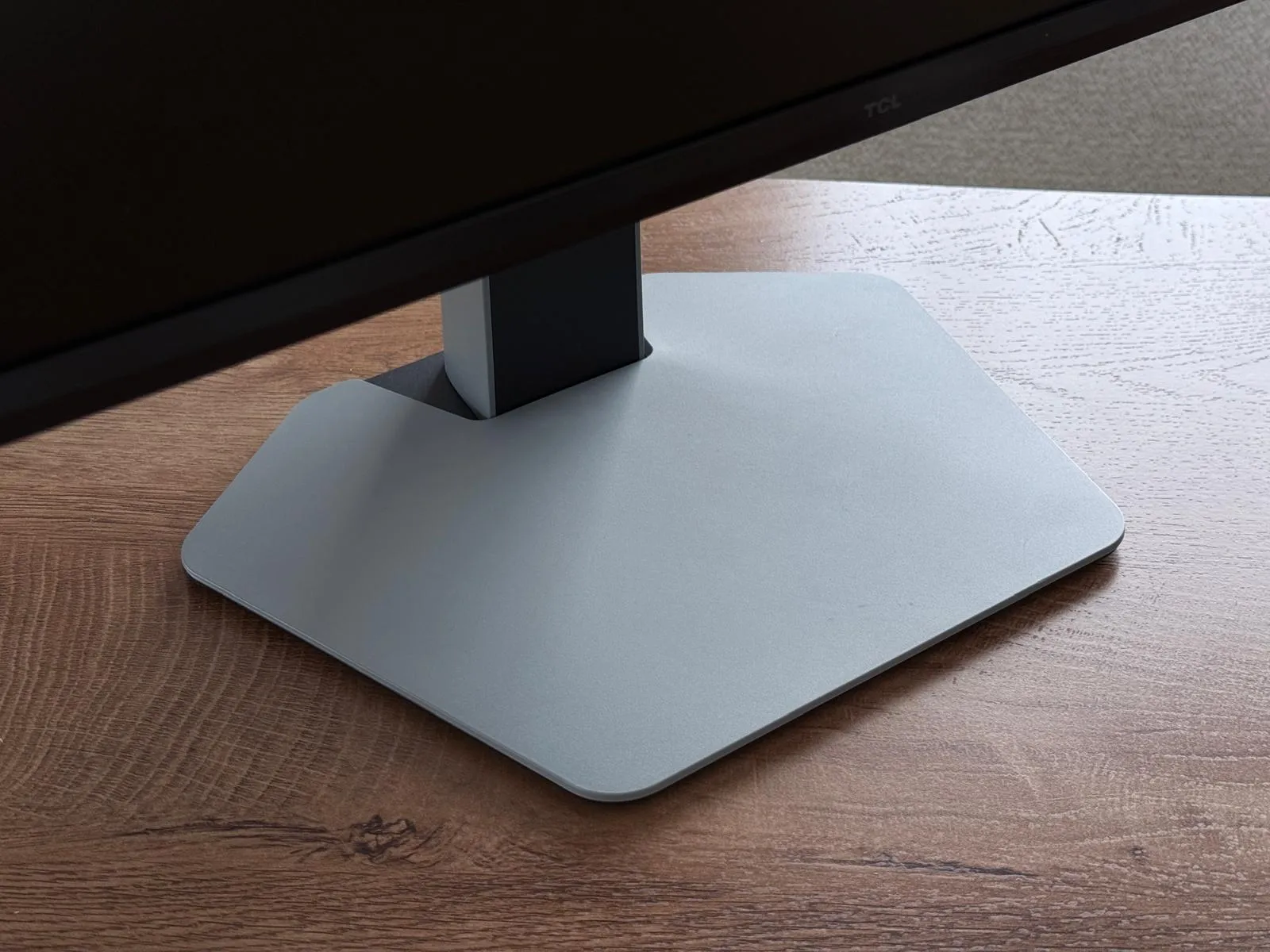 TCL 27G64 recenzia foto 8