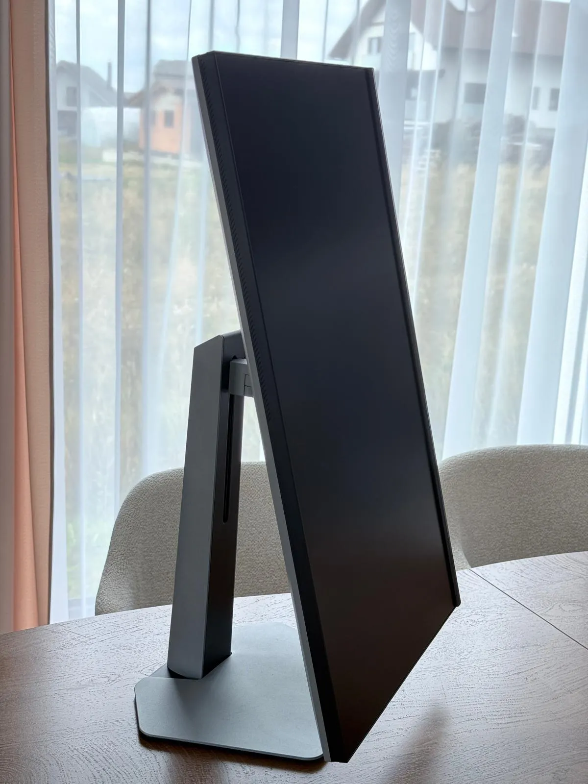 TCL 27G64 recenzia foto 9