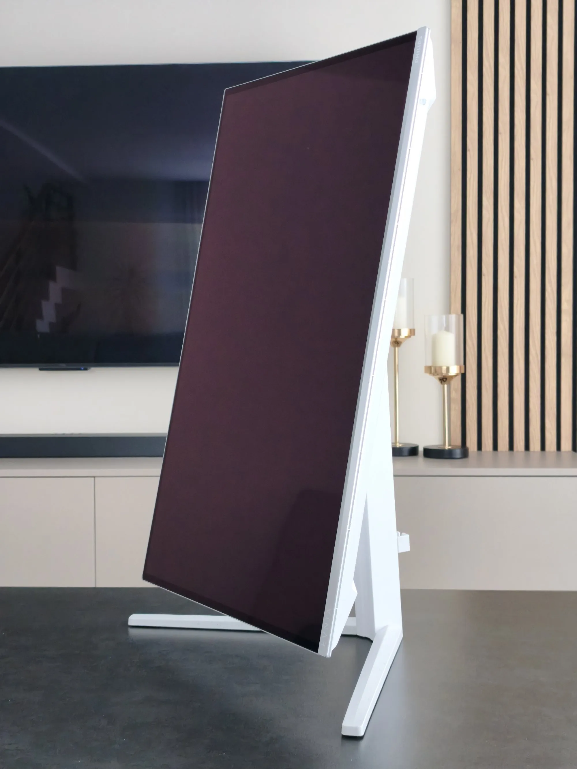 Philips Evnia 27M2N6501L OLED recenzia 9