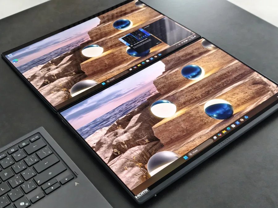 Asus Zenbook DUO 2026 UX8407AA otvoren&yacute; notebook