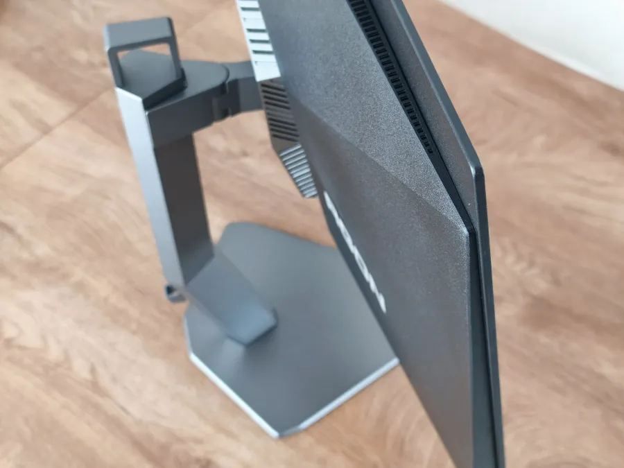 AGON PRO AG276UZD Recenzia 09