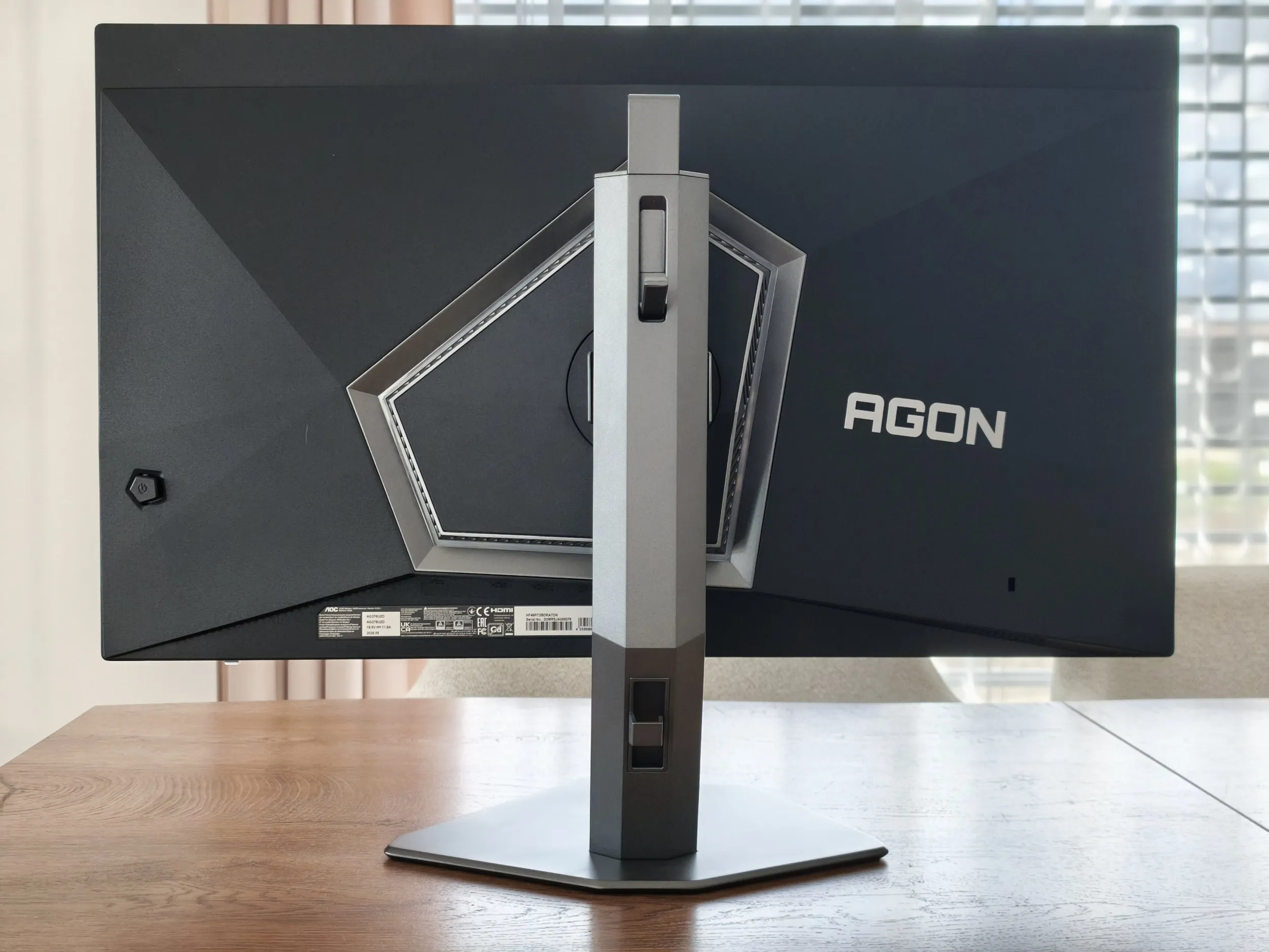 AGON PRO AG276UZD Recenzia 04