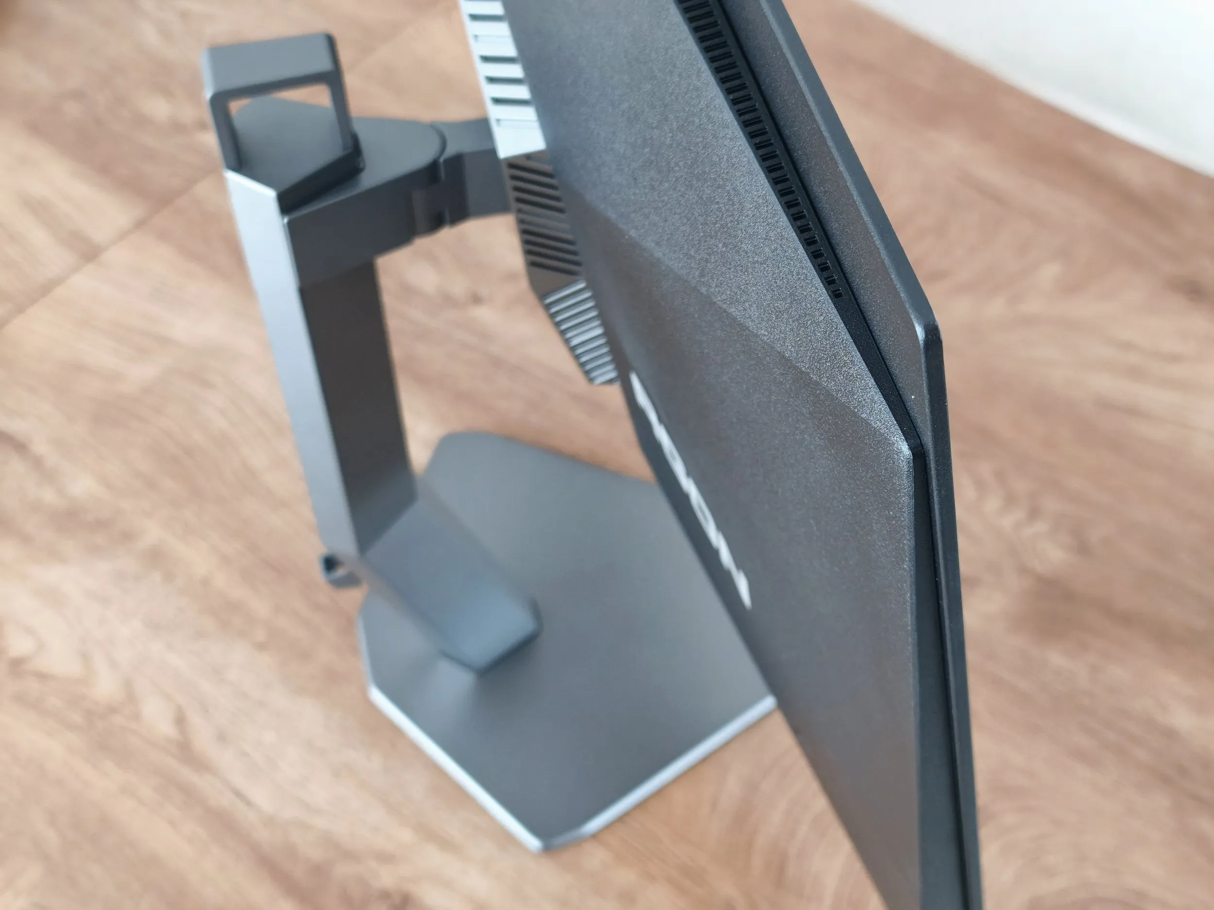 AGON PRO AG276UZD Recenzia 09
