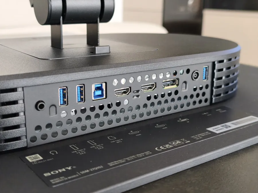 INZONE M10S II Recenzia 01