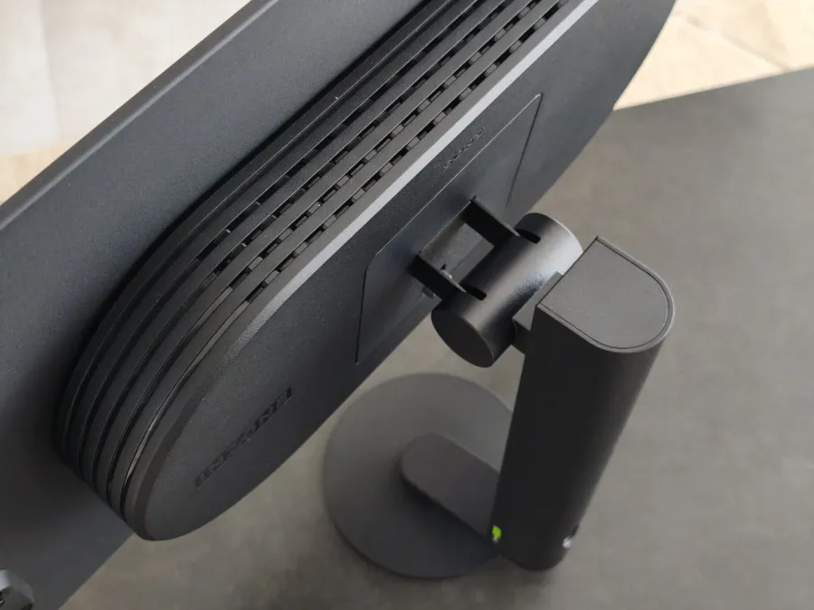INZONE M10S II Recenzia 02